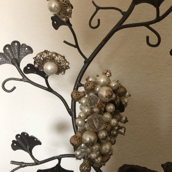 Set of two Vintage 80s clip on Pearl Earrings and pearl stretchable Bracelet - Picture 6 of 16